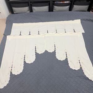 Vintage JCPenney Home Scalloped Embroidered Valence Swag Set Ivory Pink Flowers